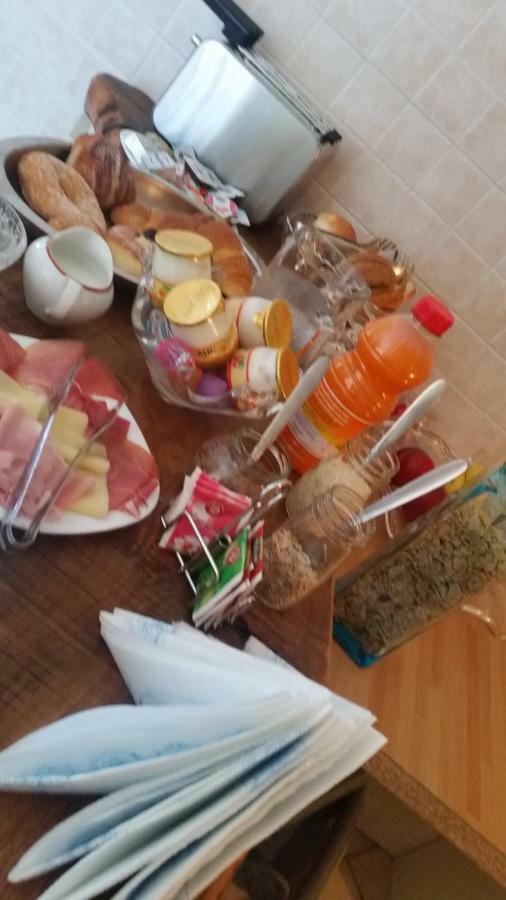 Mont E Case Da Martina Вико Екуензе Екстериор снимка
